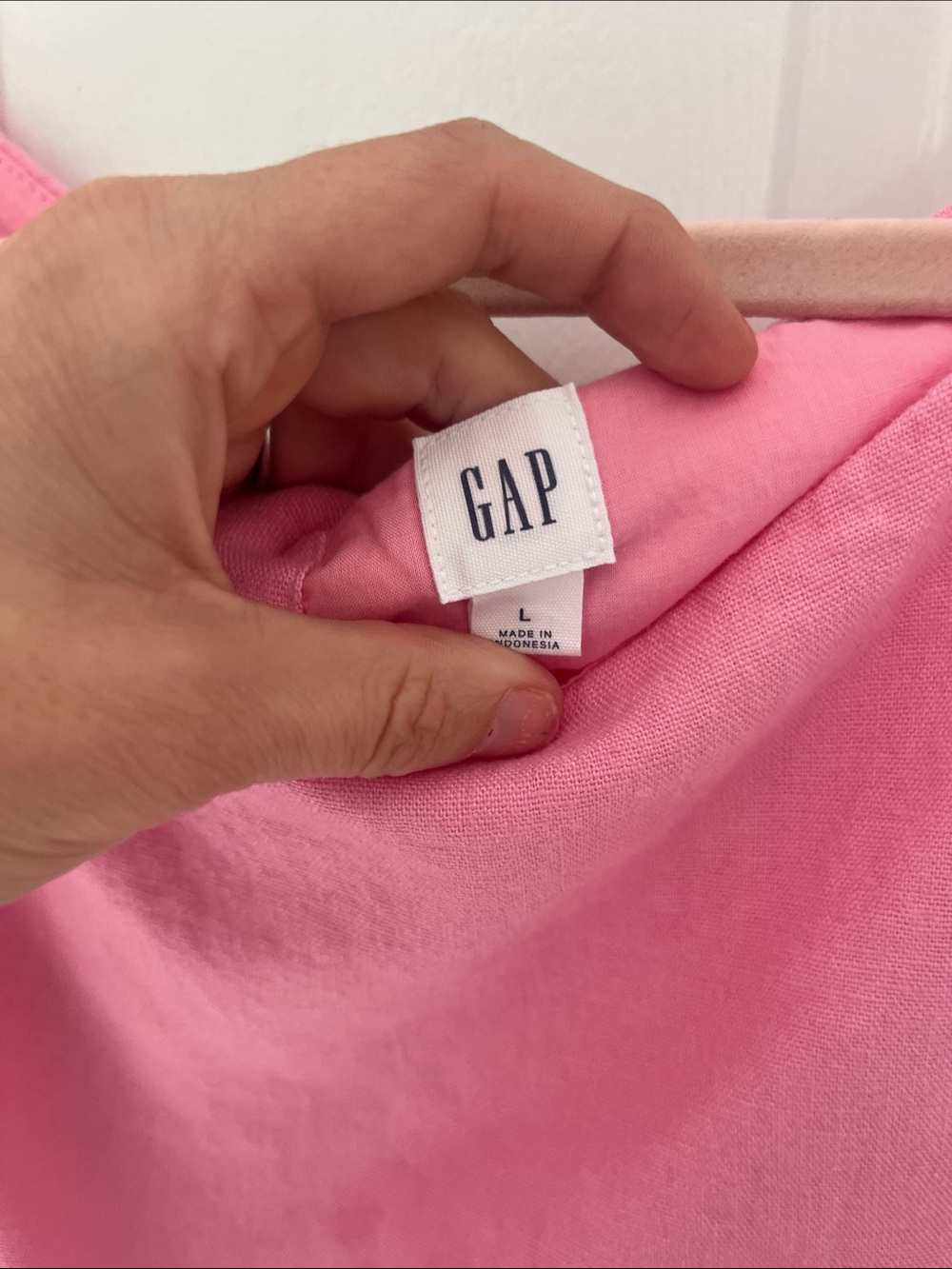 GAP Pink Square-Neck Tank with Back Button Detail - Picture 2 of 4